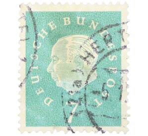 Почтовая марка 7 пфеннигов 1959 года Западная Германия (ФРГ) «Теодор Хойс» — Фото №1