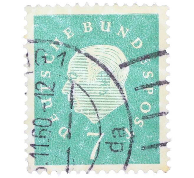 Почтовая марка 7 пфеннигов 1959 года Западная Германия (ФРГ) «Теодор Хойс» (Артикул: T11-38293) — Фото №1