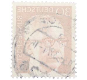Почтовая марка 30 пфеннигов 1971 года Западная Германия (ФРГ) «Президент Густав Хайнеман» — Фото №2
