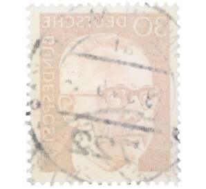 Почтовая марка 30 пфеннигов 1971 года Западная Германия (ФРГ) «Президент Густав Хайнеман» — Фото №2