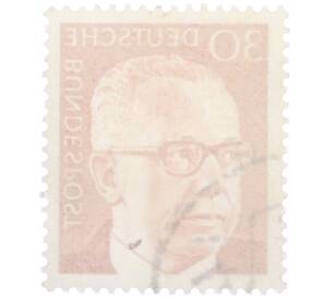 Почтовая марка 30 пфеннигов 1971 года Западная Германия (ФРГ) «Президент Густав Хайнеман» — Фото №2