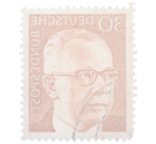 Почтовая марка 30 пфеннигов 1971 года Западная Германия (ФРГ) «Президент Густав Хайнеман» (Артикул: T11-38337) — Фото №2