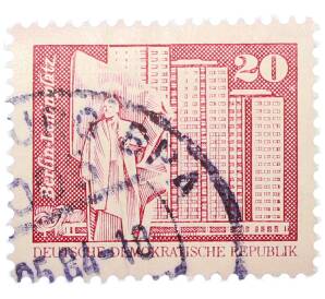 Почтовая марка 20 пфеннигов 1973 года Восточная Германия (ГДР) «Площадь Ленина в Берлине» — Фото №1