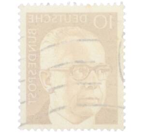 Почтовая марка 10 пфеннигов 1971 года Западная Германия (ФРГ) «Президент Густав Хайнеман» — Фото №2