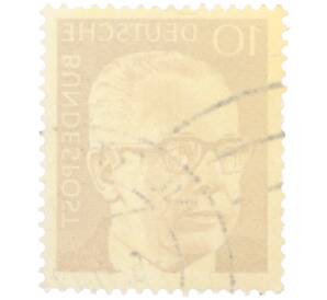 Почтовая марка 10 пфеннигов 1971 года Западная Германия (ФРГ) «Президент Густав Хайнеман» — Фото №2