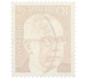 Почтовая марка 10 пфеннигов 1971 года Западная Германия (ФРГ) «Президент Густав Хайнеман» — Фото №2