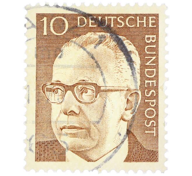 Почтовая марка 10 пфеннигов 1971 года Западная Германия (ФРГ) «Президент Густав Хайнеман» (Артикул: T11-39070) — Фото №1