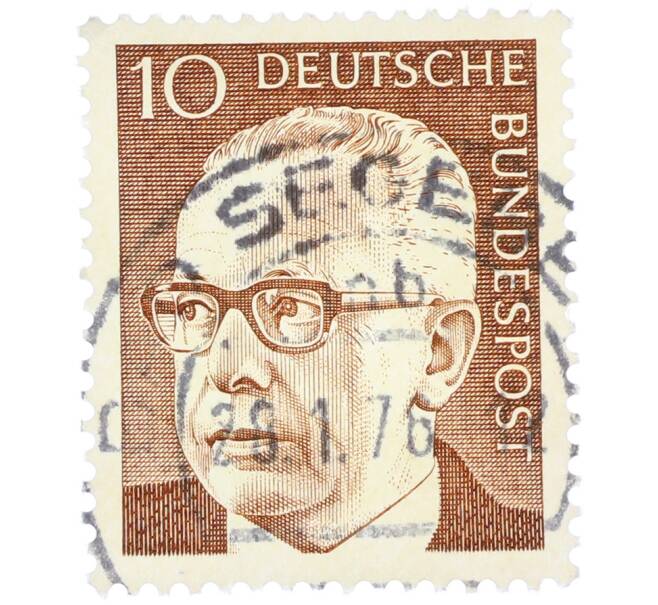 Почтовая марка 10 пфеннигов 1971 года Западная Германия (ФРГ) «Президент Густав Хайнеман» (Артикул: T11-39072) — Фото №1