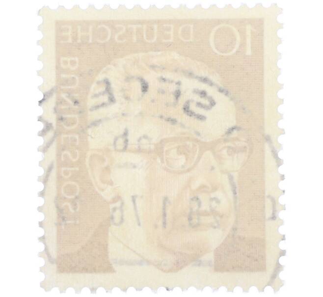 Почтовая марка 10 пфеннигов 1971 года Западная Германия (ФРГ) «Президент Густав Хайнеман» (Артикул: T11-39072) — Фото №2