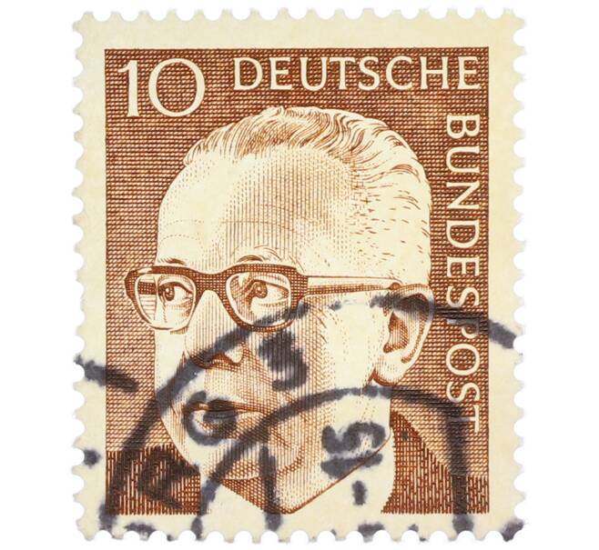 Почтовая марка 10 пфеннигов 1971 года Западная Германия (ФРГ) «Президент Густав Хайнеман» (Артикул: T11-39073) — Фото №1