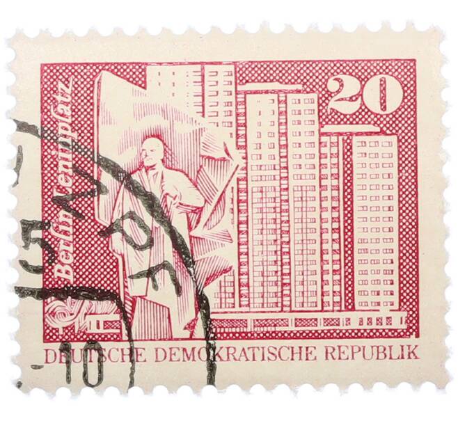 Почтовая марка 20 пфеннигов 1973 года Восточная Германия (ГДР) «Площадь Ленина в Берлине» (Артикул: T11-39081) — Фото №1
