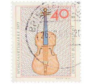 Почтовая марка 40+20 пфеннигов 1973 года Западная Германия (ФРГ) «Благотворительная марка — Скрипка» — Фото №1