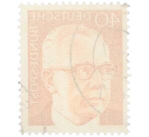 Почтовая марка 40 пфеннигов 1971 года Западная Германия (ФРГ) «Президент Густав Хайнеман» — Фото №2