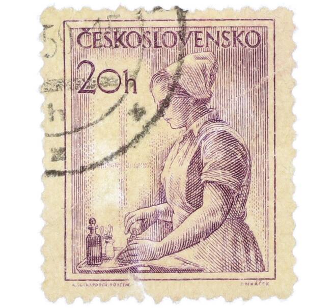 Почтовая марка 20 геллеров 1954 года Чехословакия «Профессии — Медсестра» (Артикул: P2-1201) — Фото №1