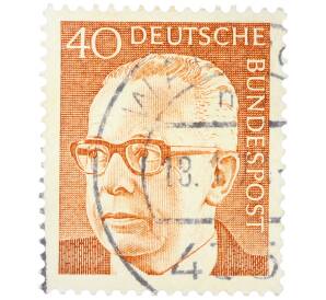 Почтовая марка 40 пфеннигов 1971 года Западная Германия (ФРГ) «Президент Густав Хайнеман» — Фото №1
