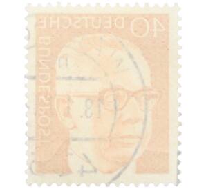 Почтовая марка 40 пфеннигов 1971 года Западная Германия (ФРГ) «Президент Густав Хайнеман» — Фото №2