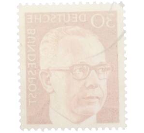 Почтовая марка 30 пфеннигов 1971 года Западная Германия (ФРГ) «Президент Густав Хайнеман» — Фото №2