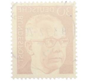 Почтовая марка 30 пфеннигов 1971 года Западная Германия (ФРГ) «Президент Густав Хайнеман» — Фото №2