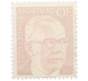 Почтовая марка 30 пфеннигов 1971 года Западная Германия (ФРГ) «Президент Густав Хайнеман» — Фото №2
