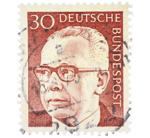 Почтовая марка 30 пфеннигов 1971 года Западная Германия (ФРГ) «Президент Густав Хайнеман» — Фото №1