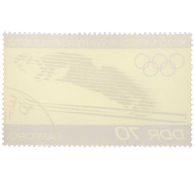 Почтовая марка 70 пфеннигов 1972 года Восточная Германия (ГДР) «XI зимние Олимпийские игры в Саппоро (Япония) — Прыжки с трамплина» (Артикул: K12-79169) — Фото №2