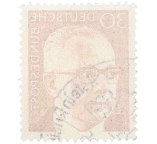 Почтовая марка 30 пфеннигов 1970 года Западная Германия (ФРГ) «Президент Густав Хайнеман» (Артикул: T11-41031) — Фото №2