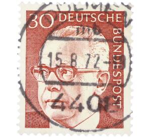 Почтовая марка 30 пфеннигов 1970 года Западная Германия (ФРГ) «Президент Густав Хайнеман» — Фото №1