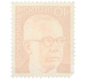 Почтовая марка 40 пфеннигов 1970 года Западная Германия (ФРГ) «Президент Густав Хайнеман» — Фото №2