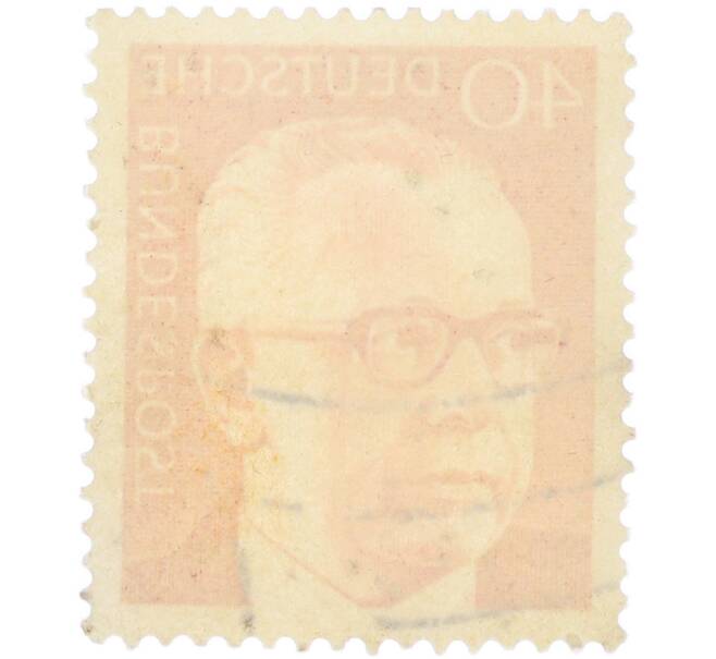 Почтовая марка 40 пфеннигов 1970 года Западная Германия (ФРГ) «Президент Густав Хайнеман» (Артикул: T11-41090) — Фото №2