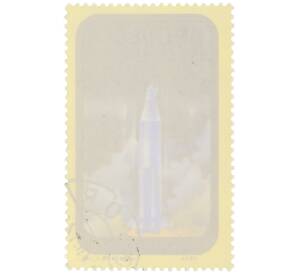 Почтовая марка 4 форинта 1975 года Венгрия «Проект Союз-Аполлон — Старт ракеты-носителя Аполлон-1В» — Фото №2