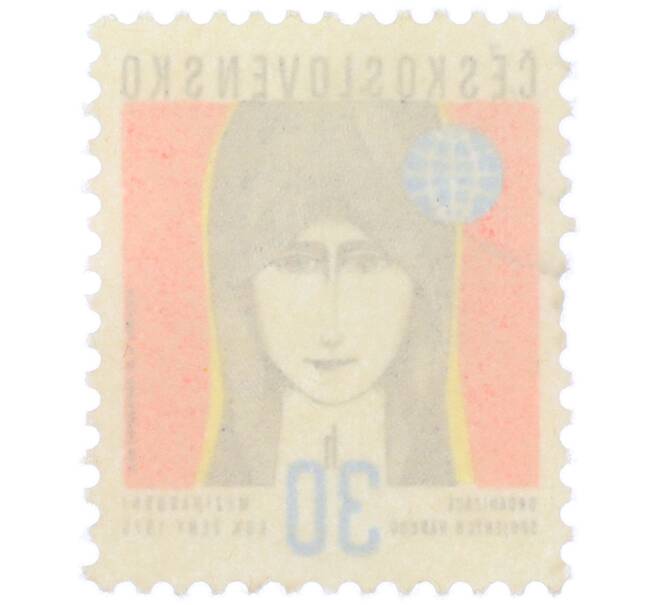 Почтовая марка 30 геллеров 1975 года Чехословакия «Международный год женщины» (Артикул: K12-83318) — Фото №2