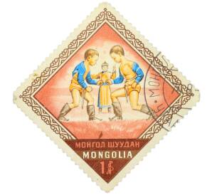 Почтовая марка 1 тугрик 1961 года Монголия «40-летие победы Народной Республики — Национальная борьба» — Фото №1