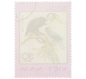 Почтовая марка 30 су 1977 года Вьетнам «Редкие птицы — Двурогий калао» — Фото №2