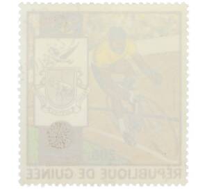 Почтовая марка 200 франков 1972 года Гвинея «XX летние Олимпийские игры в Мюнхене — Велосипедный спорт» — Фото №2