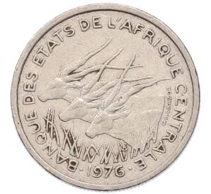 50 франков 1976 года Центрально-Африканский валютный союз — литера E (Камерун) — Фото №1