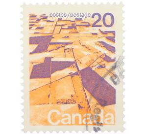 Почтовая марка 20 центов 1976 года Канада «Степной пейзаж с воздуха» — Фото №1