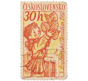 Почтовая марка 30 геллеров 1961 года Чехословакия «10-й кукольный фестиваль Хрудим 1961 — Девочка-кукла с веткой бука» — Фото №1